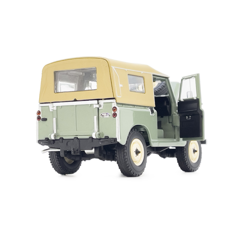 Véhicule de couleur vert Clair - LAND ROVER Séries 3 88 Softtop Véhicule de couleur vert Clair - LAND ROVER Séries 3 88 Softtop